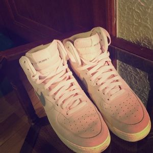 Light pink Air Force 1